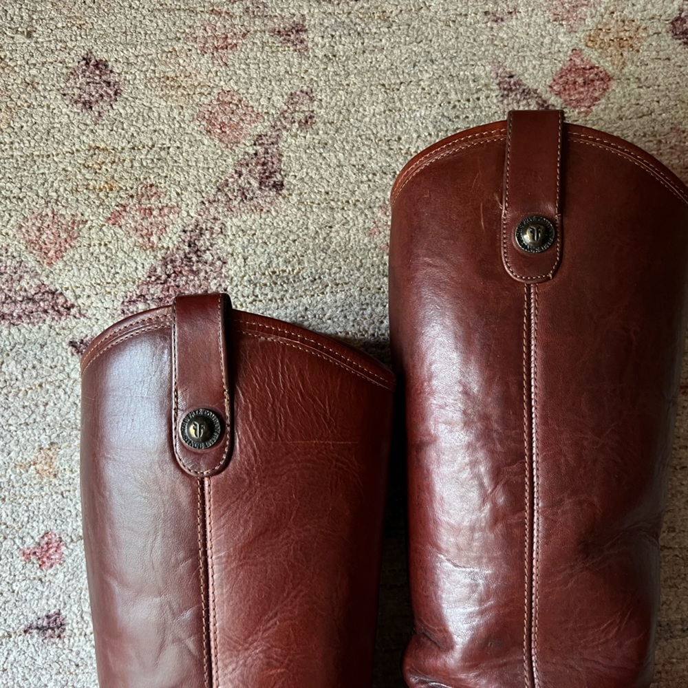 Frye Melissa Button Boot, 6.5 cognac - regular calf